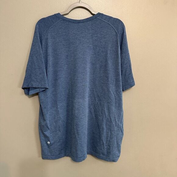 Lululemon men’s blue tee size XXL - Picture 2 of 5